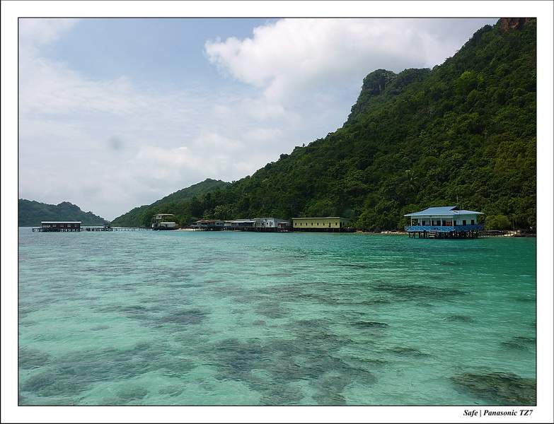 2011 - 08 - Bohey Dulang Island 34